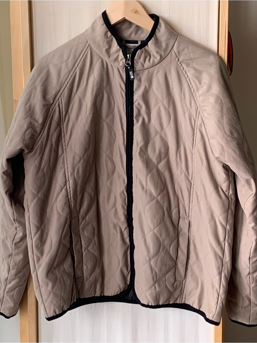 Women’s Beige Quilted Bomber Jacket by SDI XL